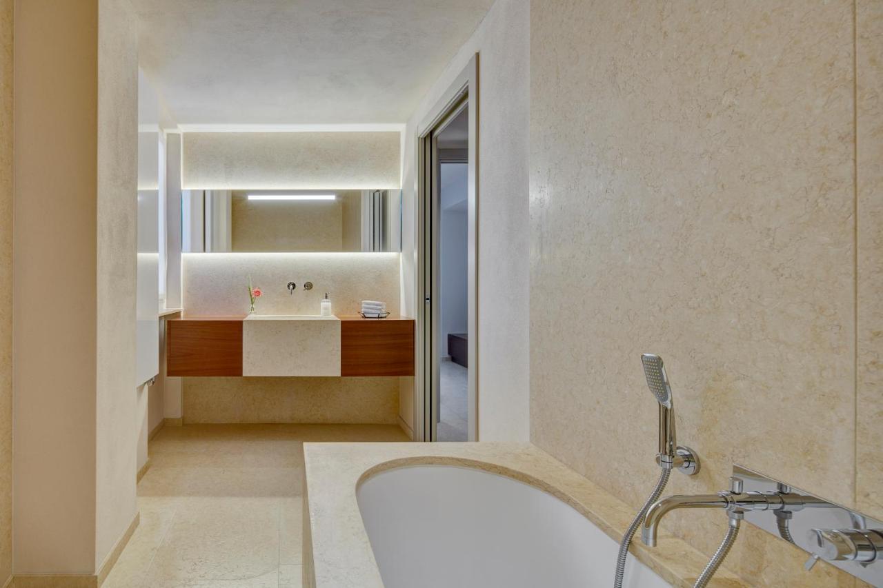 Suite Deluxe con Vista Mare